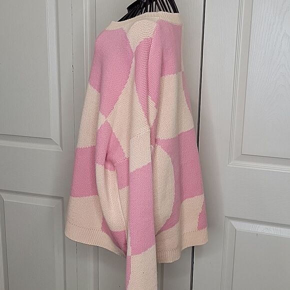 BAILEY ROSE Pink and Peach Oversized Sweater Size Small - Picture 3 of 7